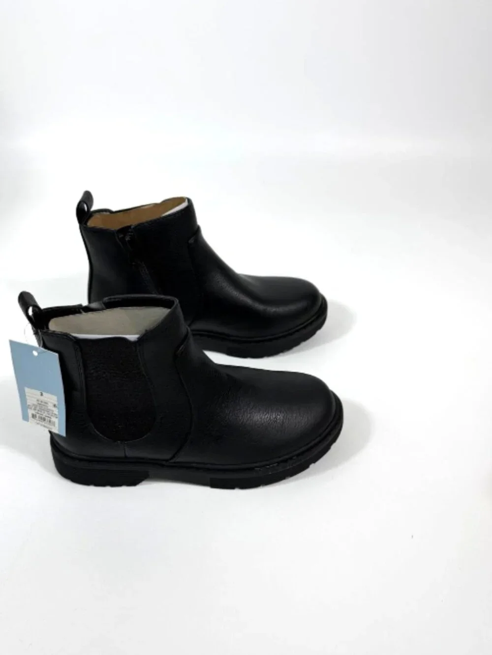N/A lightly toe